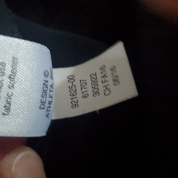 Athleta Women’s black leggings - Picture 7 of 10